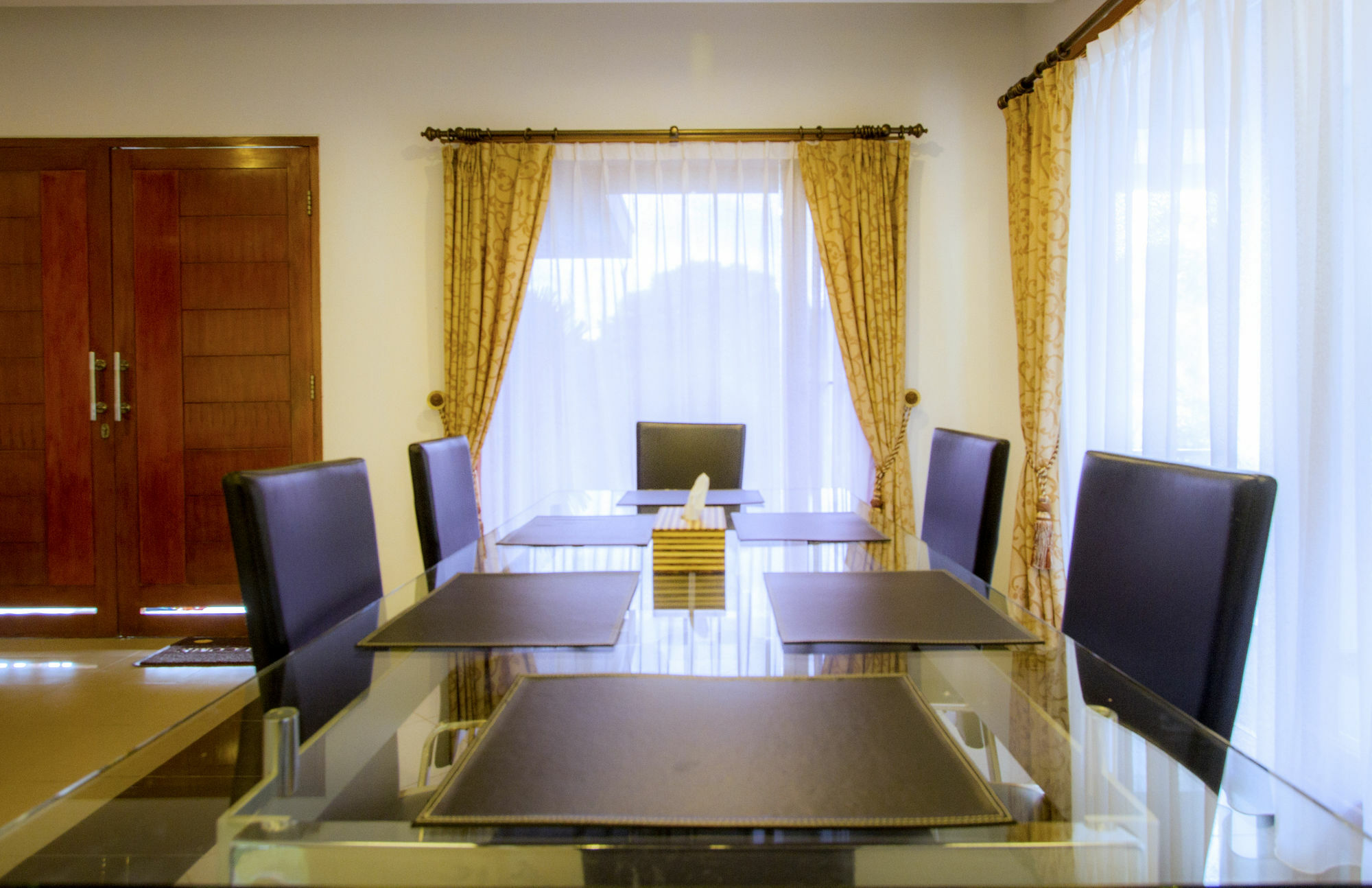 Kencana Villa Dago Bandung Exterior photo